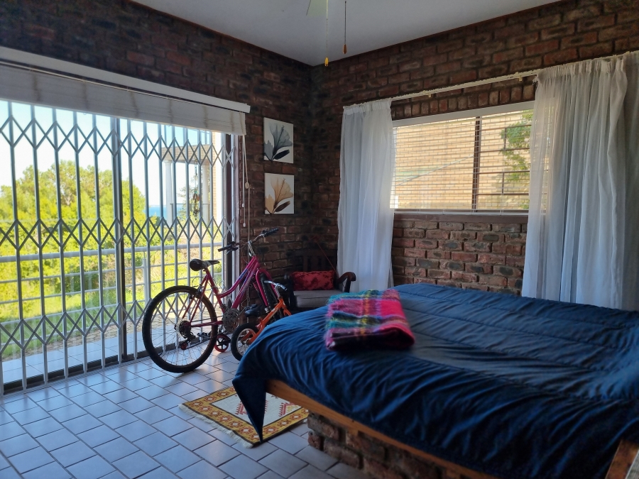 5 Bedroom Property for Sale in Dana Bay Western Cape